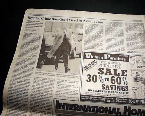JOHN GOTTI Gambino Crime Family Mafia Mob Boss ACQUITTAL w/ Photo 1990 Newspaper - Picture 2 of 9