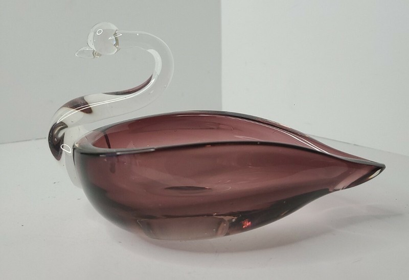  MCM Purple Amethyst Art Glass Swan Trinket Dish Decorative  Candy Bowl 