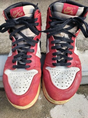 Nike Air Jordan 1 Sneakers Made in Chicago 1994 Size US 8.5 Red