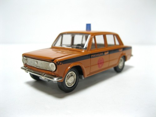 VAZ 2101 POLICE Patrol LADA car model 1:43 made in USSR Novoexpor - Picture 9 of 12