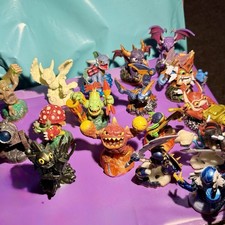 Skylanders Figures Games Activision 2012 Lot Of 18