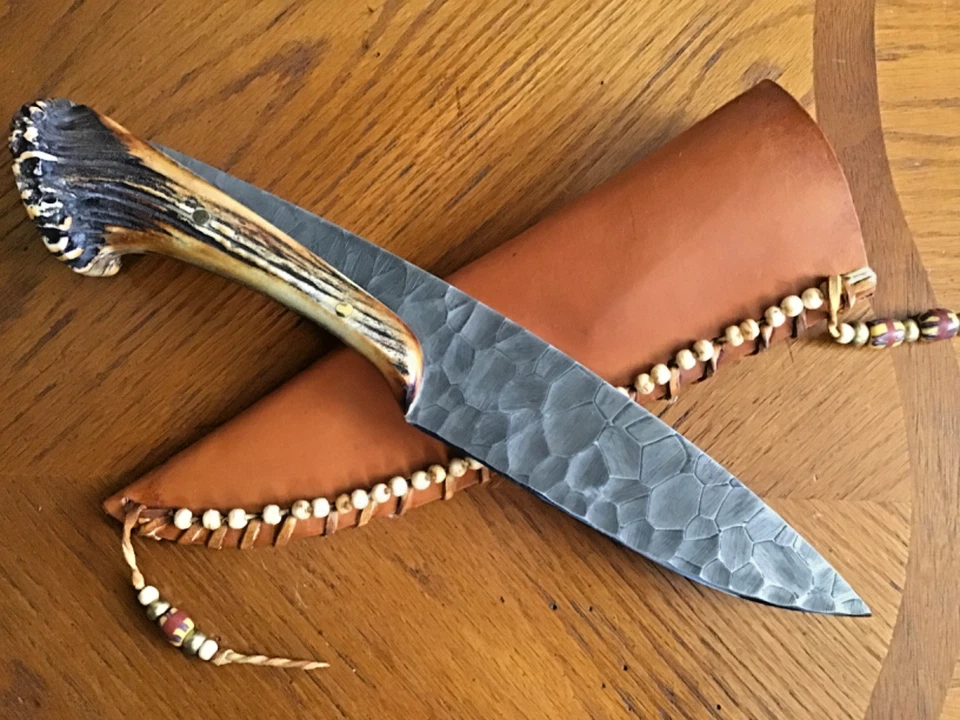 Нож ручной работы из дамасской стали с рукояткой Crown Stag и ножнами на заказ - Изображение 3 из 4