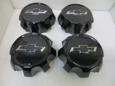Chevy Silverado 2500 3500 Srw 20-25 Lack Center Caps - Set Of 4 - 84307949 Chevy Silverado 2500 3500 Srw 20-25 Lack Center Caps - Set Of 4 - 84307949
