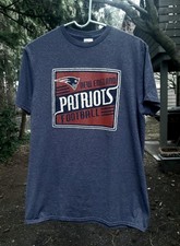 New England Patriots Football Medium T-shirt