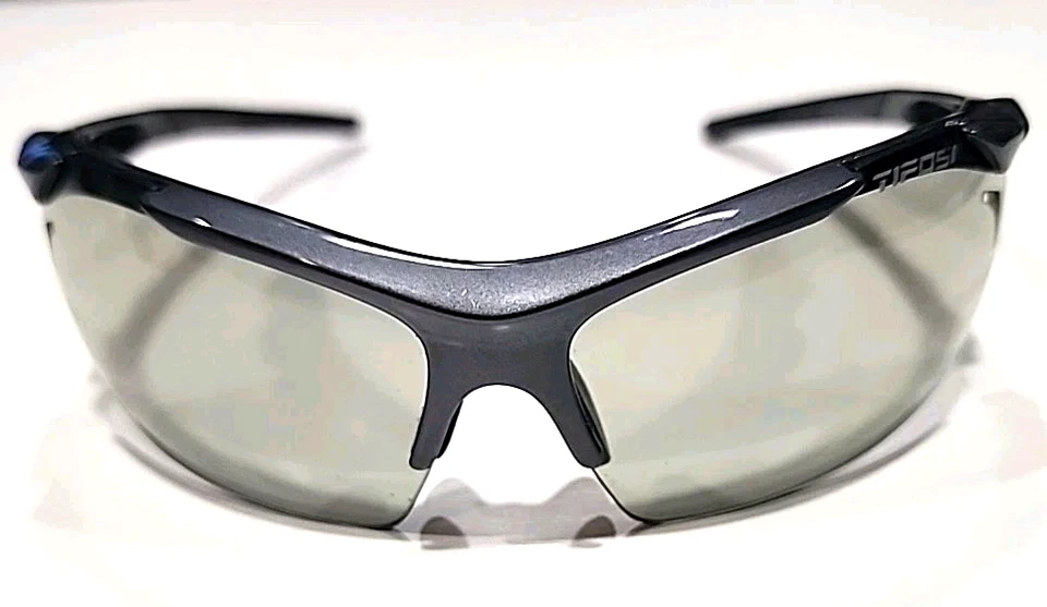 Gafas de sol Tifosi Optics Tempt grises envolventes Foto 2 de 4