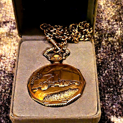 Majesti Majestron Quartz Pocket Watch Yellow Gold Analog Full Hunter Truck Theme