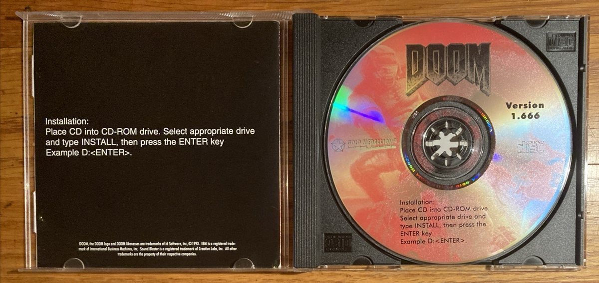 DOOM Shareware Version 1.666 PC CD ROM 1993 Episode 1 Gold