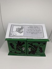 Deluxe Sucker SLIDING DIE BOX Magic Trick