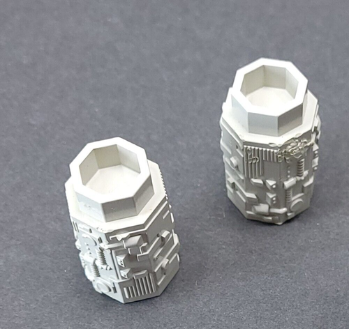 2 Milton Bradley Robotix Series 1 1/4" connectors - 第 1/3 張圖片