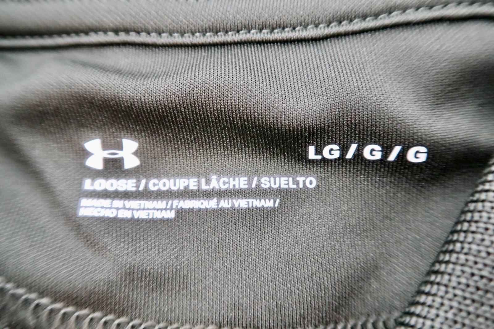 Under Armour Mens Medium Green Golf Polo Performance Loose Short Sleeve Shirt thumbnail 4