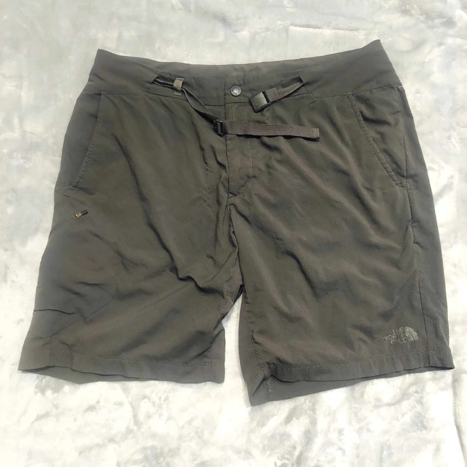 The North Face Men's Cargo Shorts 2XL Gray Buckle 10" Hiking *See Description*