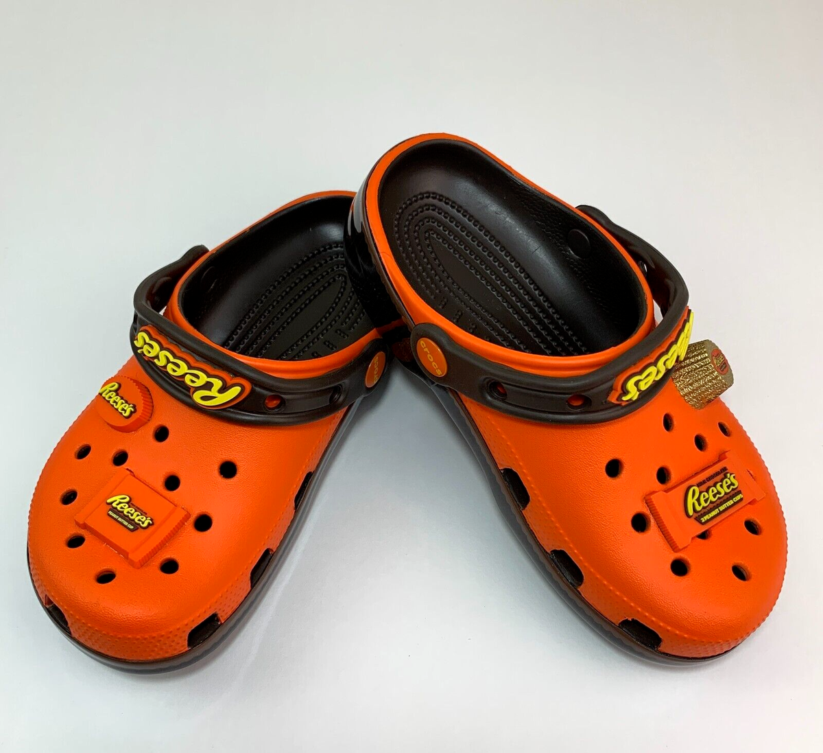 Crocs Kids SZ J3 Hershey's Reese's Classic Clog Orange Espresso