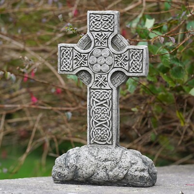 Keltenkreuz große Stein Statue mit Sockel | Outdoor Garten Ornament britische Deko