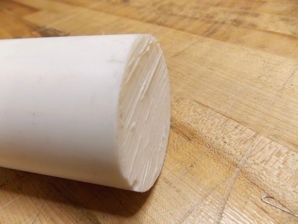 Varilla de plástico de poliéster PET profesional de 2-1/2" de diámetro. x 48" largo blanco Foto 2 de 3