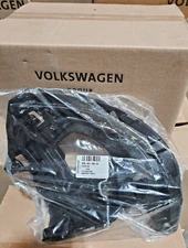 5C5941053B    BRAND NEW VW  OEM  HEADLIGHT BRACKET LEFT NEW  BEETLE 2012-2019