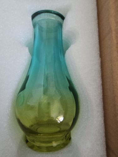 New Set Of 6 Gradient Glass BUD VASES - Picture 5 of 8