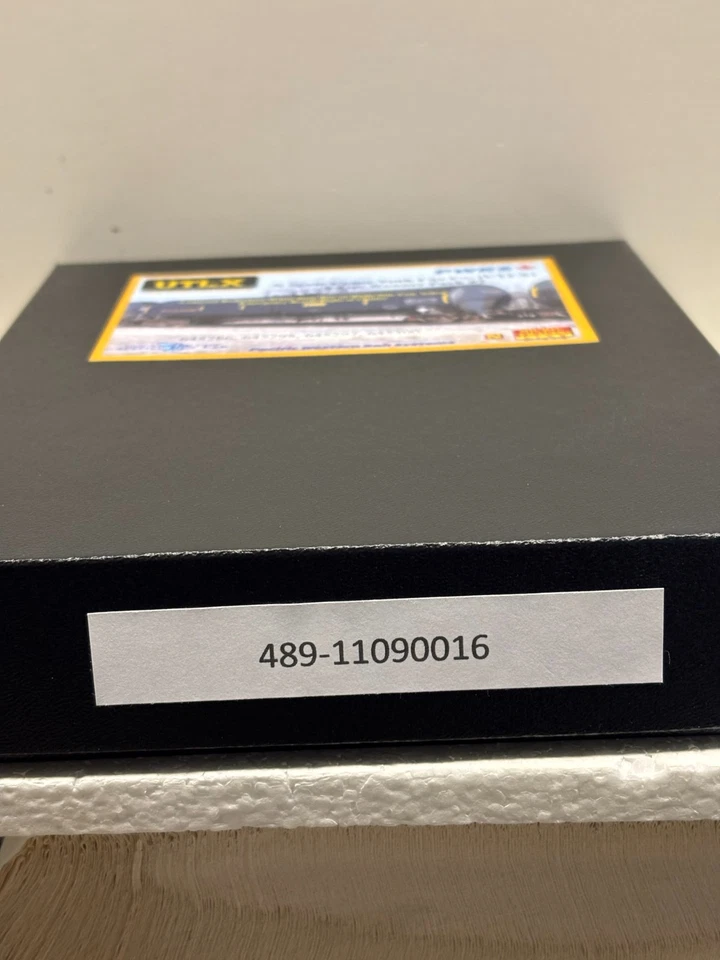 N Scale Micro Trains MTL Special Run 14-135 Union Tank Car UTLX 4-Pack , Set #2 - Image 3 of 4