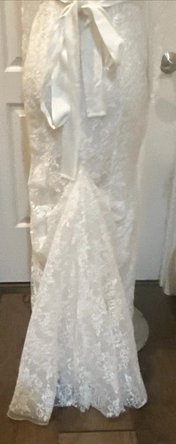 Galina Signature Ivory Beaded Lace Trumpet Wedding Dress David’s Bridal Size 2 - Picture 9 of 15