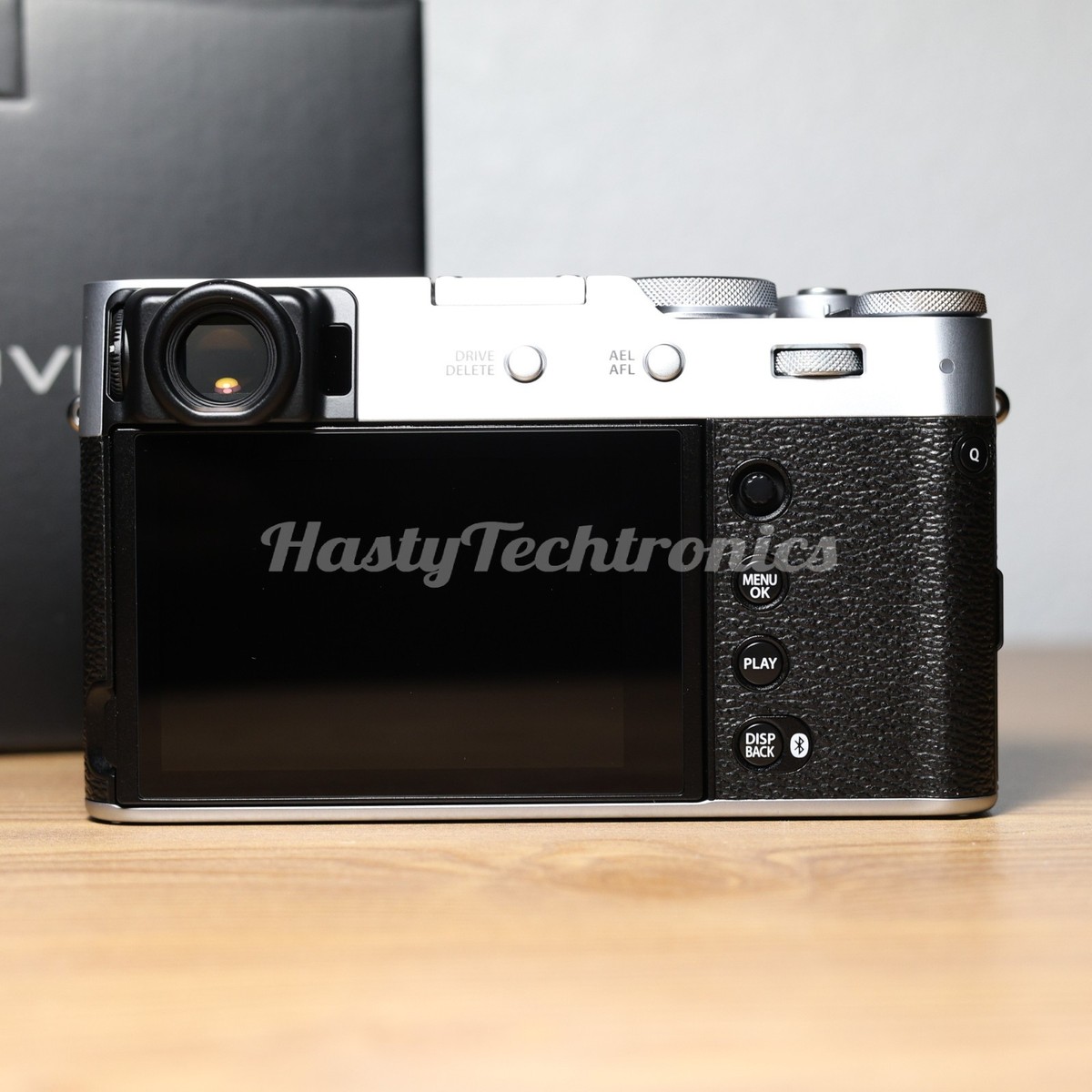 【美品】FUJIFILM X100VI シルバー Fujifilm X100VI 40.2 MP Digital Camera Silver - USA MODEL