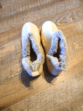 Dearfoams Deluxe Womens Slippers Beige Microfiber Slip On House Shoes Size Large