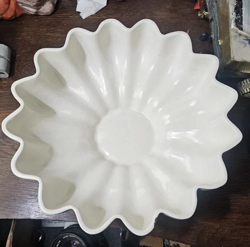 Red Wing Pottery Dinnerware Console Lotus Centerpiece #1620