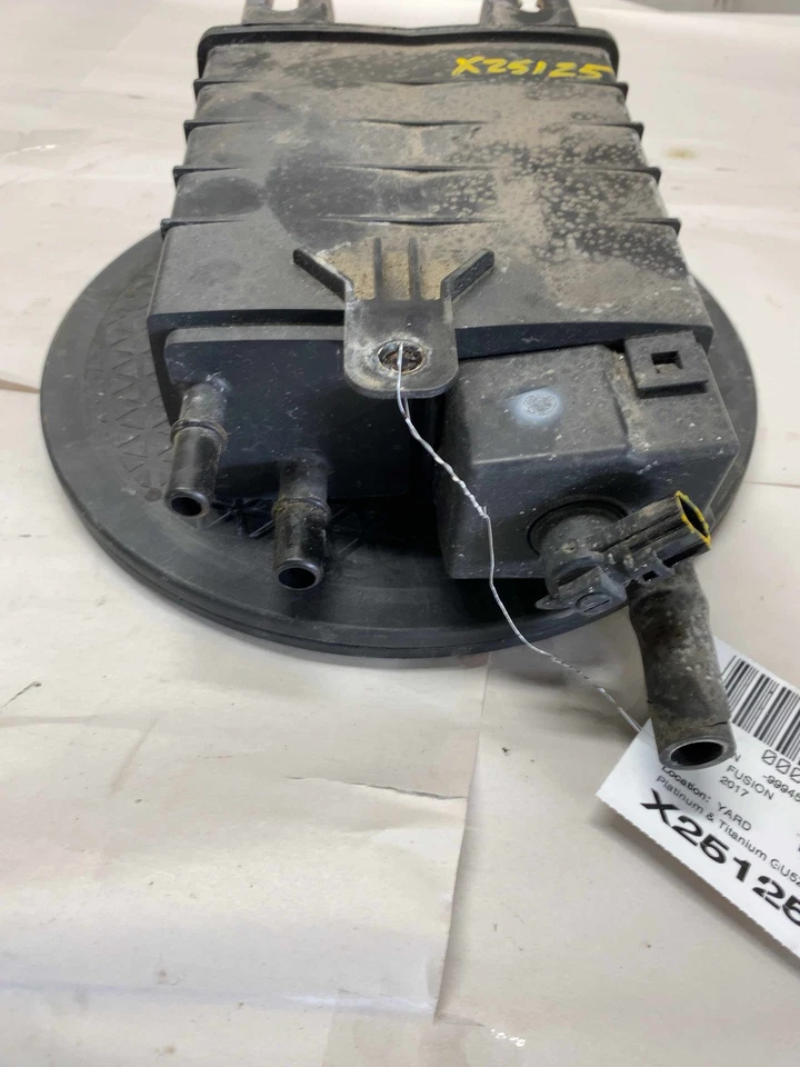 17-20 FORD FUSION Evaporator Canister GU5Z9D653A GU5Z9D653G - Image 2 of 4