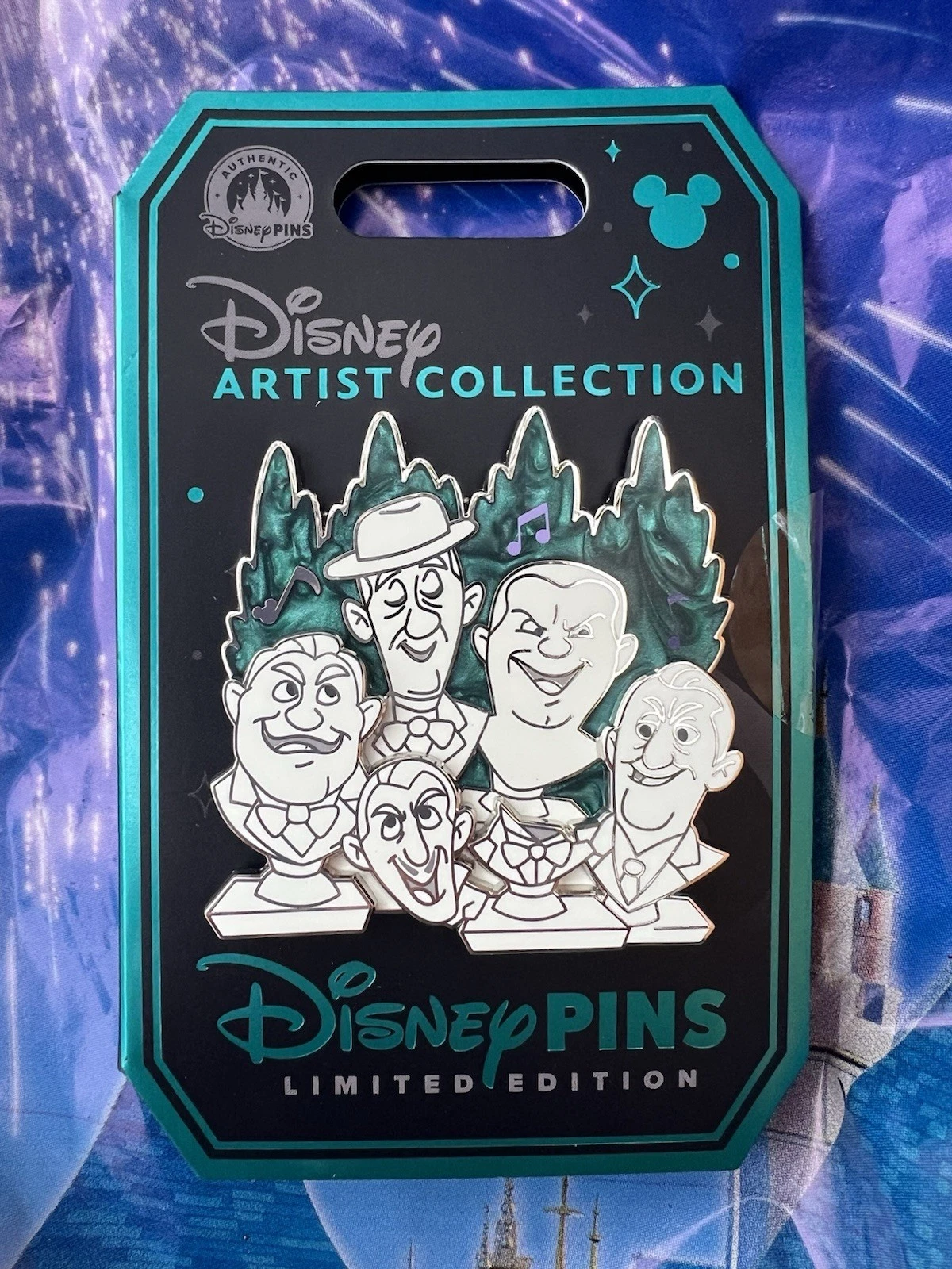 Disney Parks Artist Series Haunted Mansion Singing Busts Pin LE 4000 New