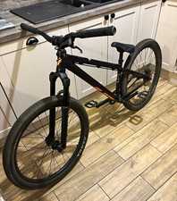 Gt labomba large 26 dirt jump bike for sale or trade