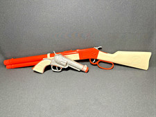 Legends Of The Wild West 26  Rifle  Pistol Cream/ Orange Cap Gun Imperial Toys