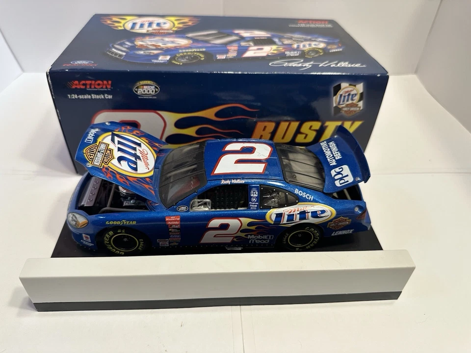 Harley Davidson NASCAR #2 Rusty Wallace Miller Lite escala 1/24 Foto 2 de 4