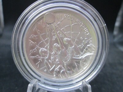 2020 US Basketball Uncirculated Silver Dollar Commemorative Coin _ Capsule