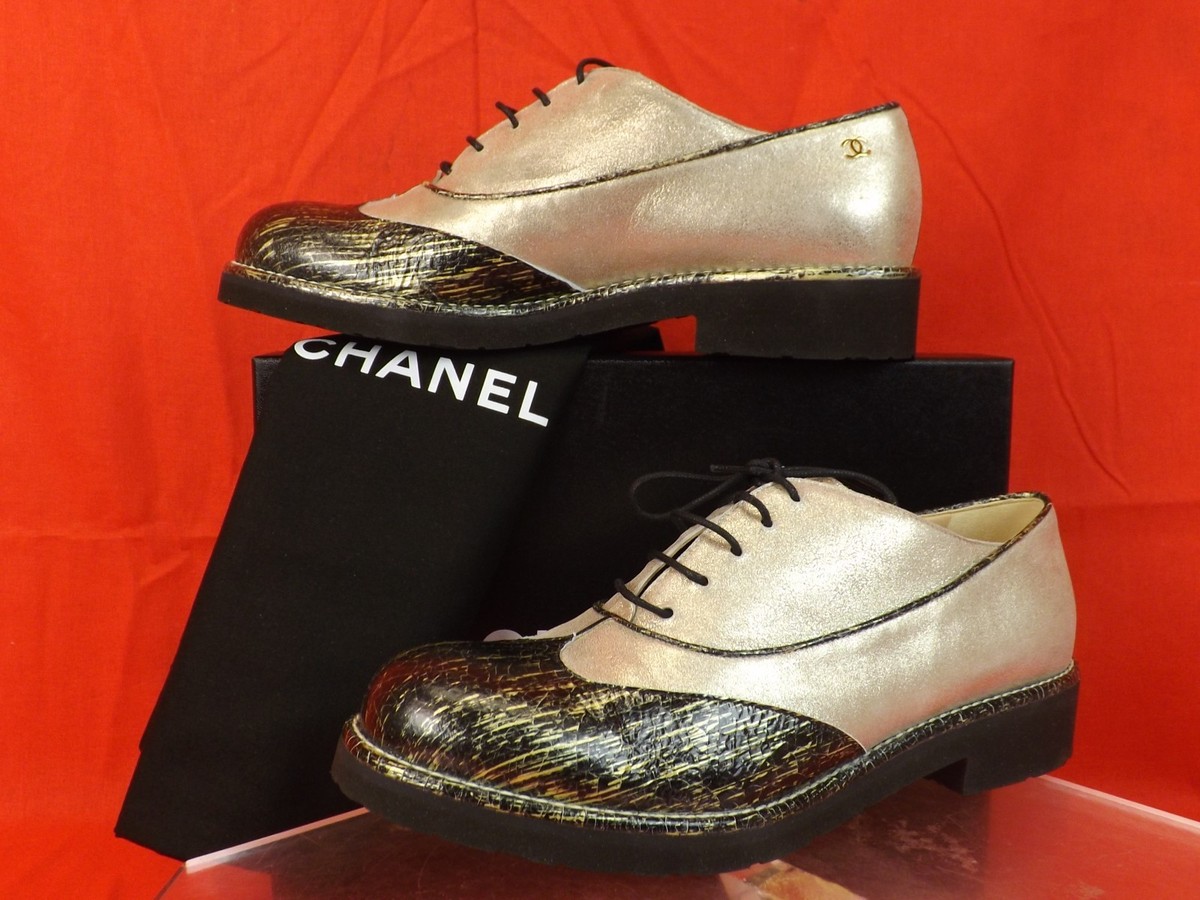 CHANEL ブラック エナメル サイズ36 1/2 CHANEL Shiny Calfskin Logo Loafers 36 Black 1653940