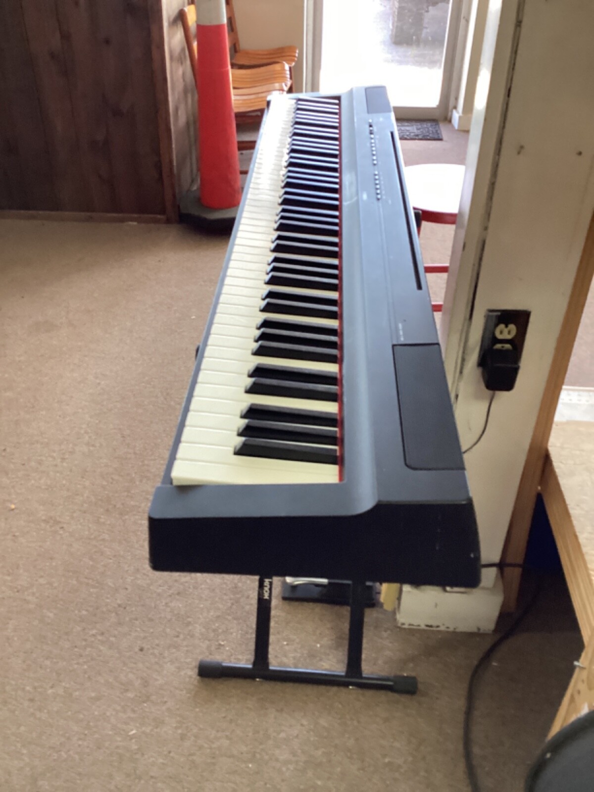 Yamaha P125B Digital Piano W/Stand, Power Supply and Sustain pedal