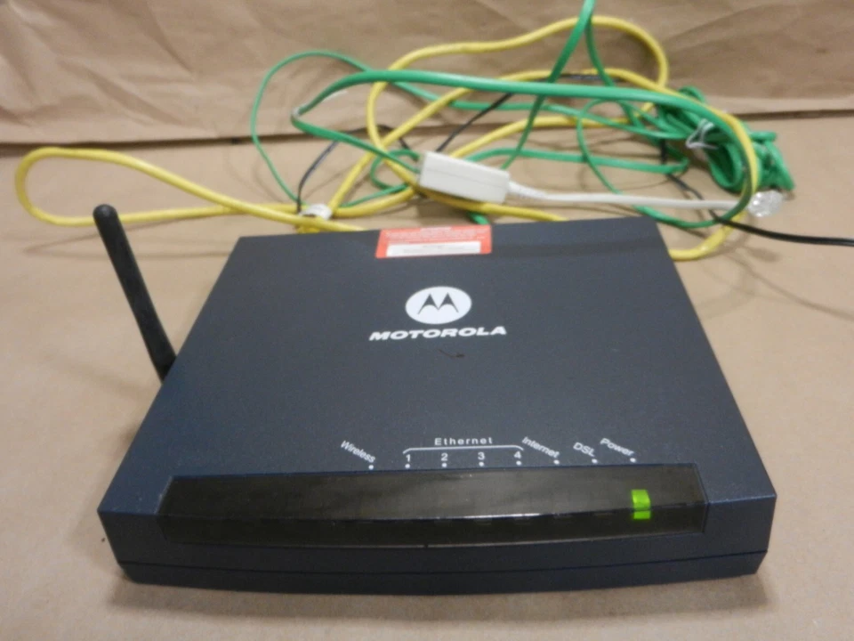 Motorola 3347-02-1022 Router Inalámbrico Módem DSL 4 Puertos con Adaptador de CA y Cables! Foto 2 de 4