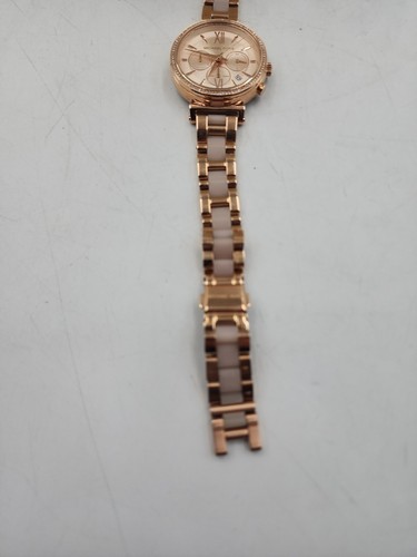READ Michael Kors Ladies Sofie Rose Gold-Tone Stainless Steel Watch MK6560 - Picture 3 of 14