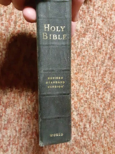 World Popular Gift Bible 5102C Black Leathersoft Illustrations Maps Concordance - Picture 5 of 11
