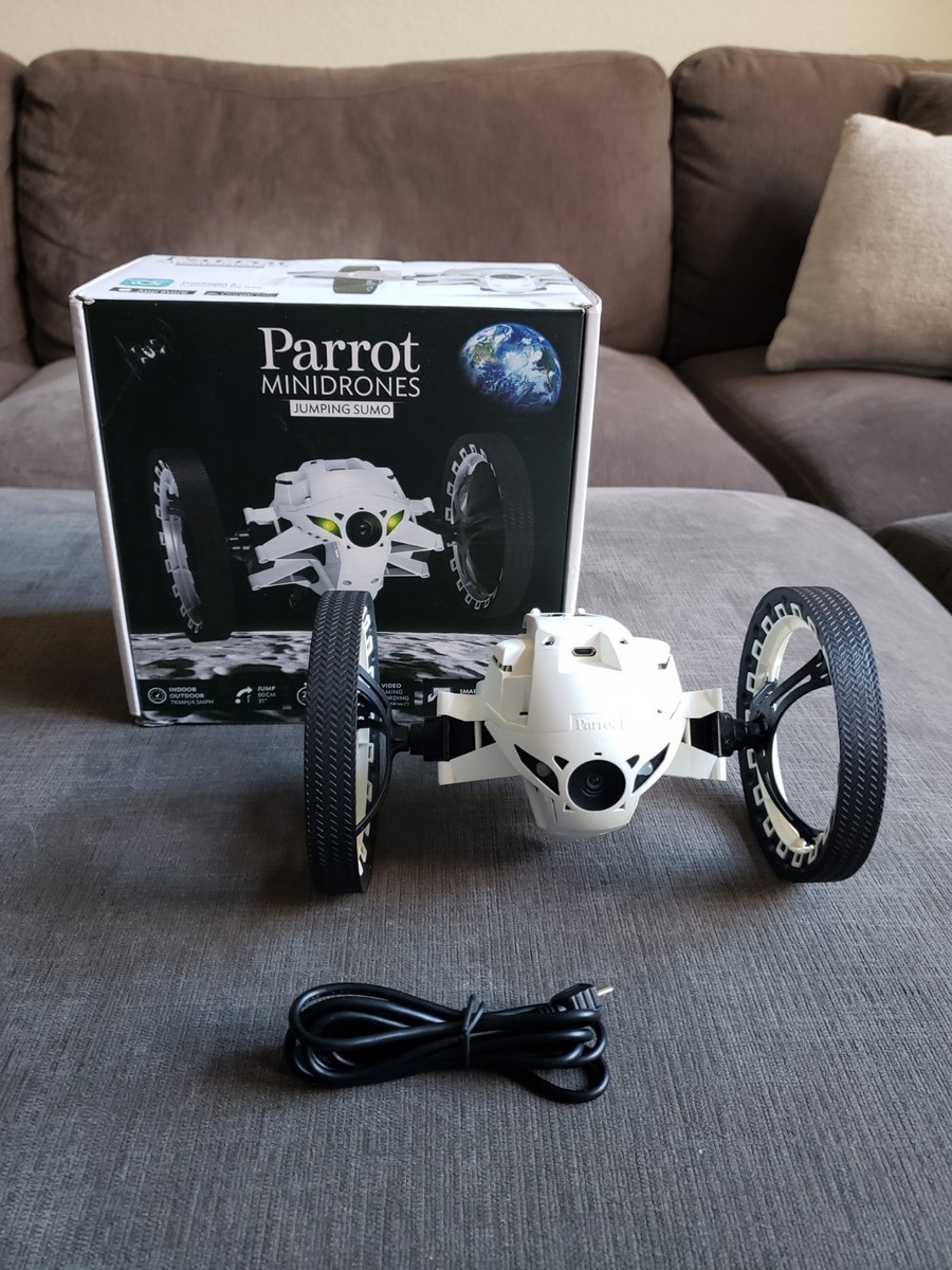 Parrot Jumping Sumo MiniDrone White Original Box And Parts TESTED