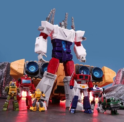 3D Printed  Halonix G1 Style Holographic Giant Action Figure