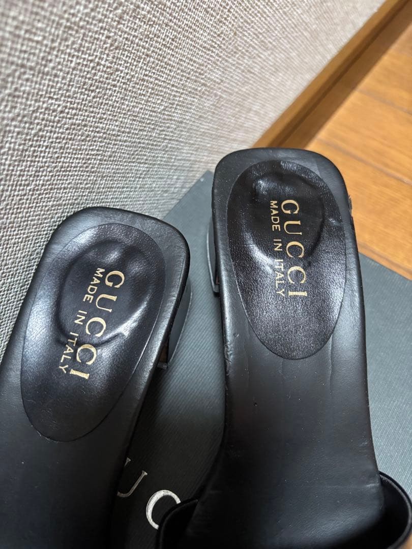 Gucci Flat Sandals Black With Gold Hardware Size 36.5 US About6.5 For Women thumbnail 18