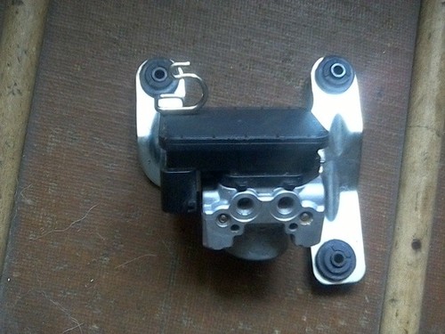 SUZUKI GSX R 1000 R ABS PUMPENMODUL 018 REG
