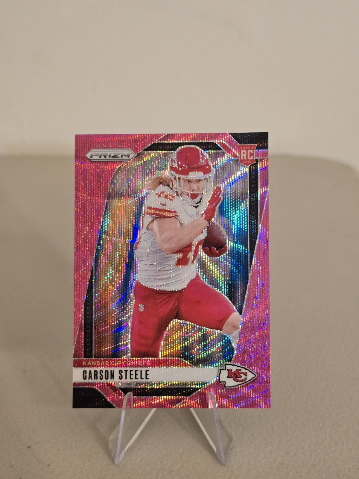 2024 Panini Prizm Carson Steele Rookie Pink Wave Prizm #377 Kansas City RC (N)