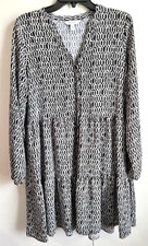 Nine West Black & White Long Sleeve Dress Size Medium Button Front Loose Fit