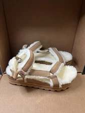 Reef Women's Rem Hi Shearling Slide Sandal  Size US 9 / EU 40