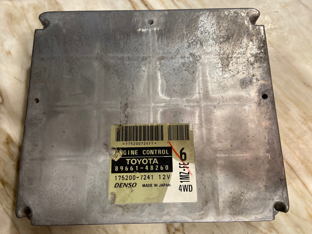 2001-2002 Toyota Highlander Engine Control Module ECU 2001-2002 Toyota Highlander Engine Control Module ECU