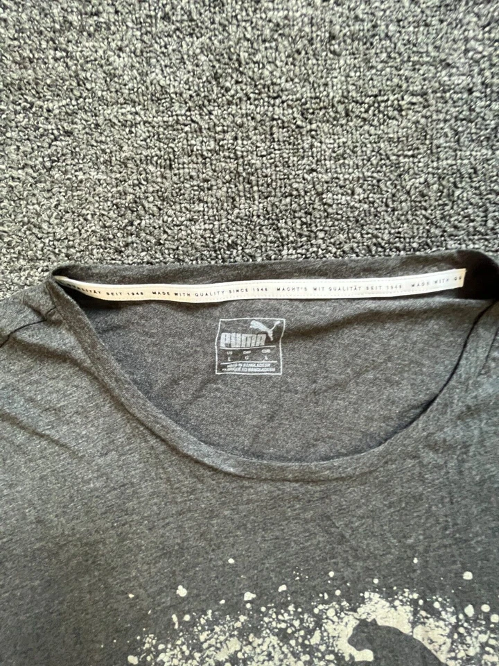 Camiseta corta Puma para mujer LG gris deletreada gráfica Slv Foto 3 de 4