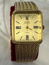 Gruen men's diamond quartz watch with box and owner's manual great condition