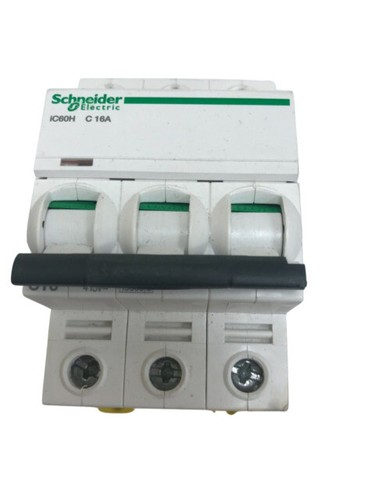 Disjoncteur différentiel 16A 3P+N courbe C 30mA - type AC - SCHNEIDER