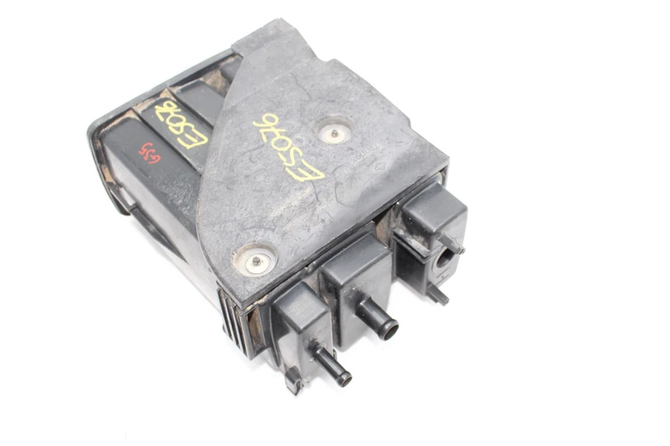 03-07 INFINITI G35 BOTE DE VAPOR DE COMBUSTIBLE E5076 Foto 3 de 4