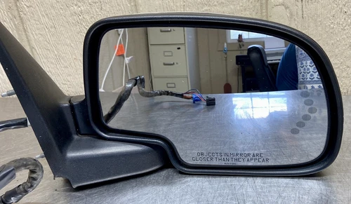 03-06 Silverado Tahoe Yukon Right Passenger Power Door Mirror w/TURN SIGNAL