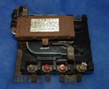 General Electric COntrol CR105U000AAC 50HO NEMA Size 3 600AC 100A Contactor +...
